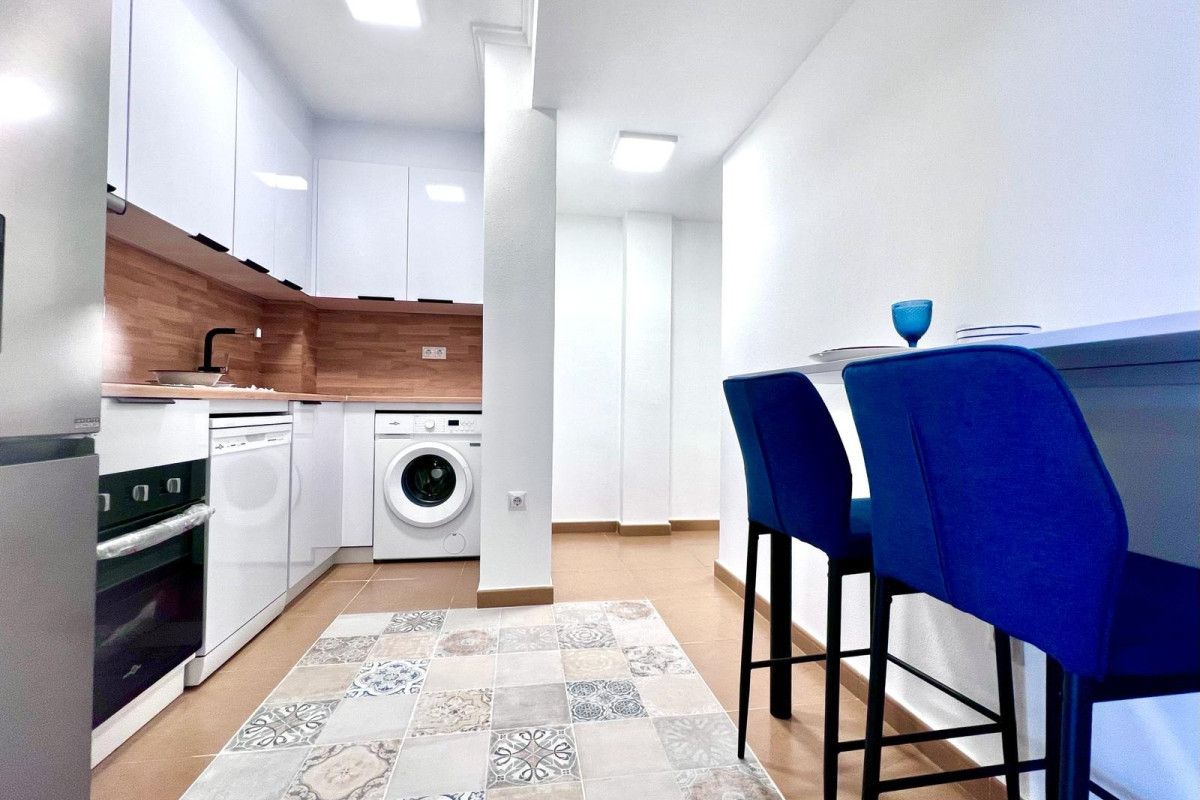 Herverkoop - Appartement  - Torrevieja - Acequion
