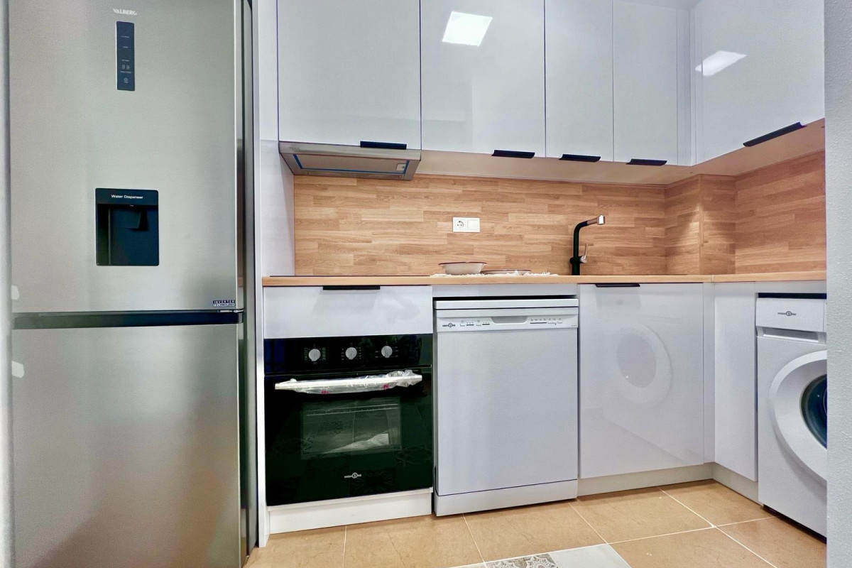 Herverkoop - Appartement  - Torrevieja - Acequion