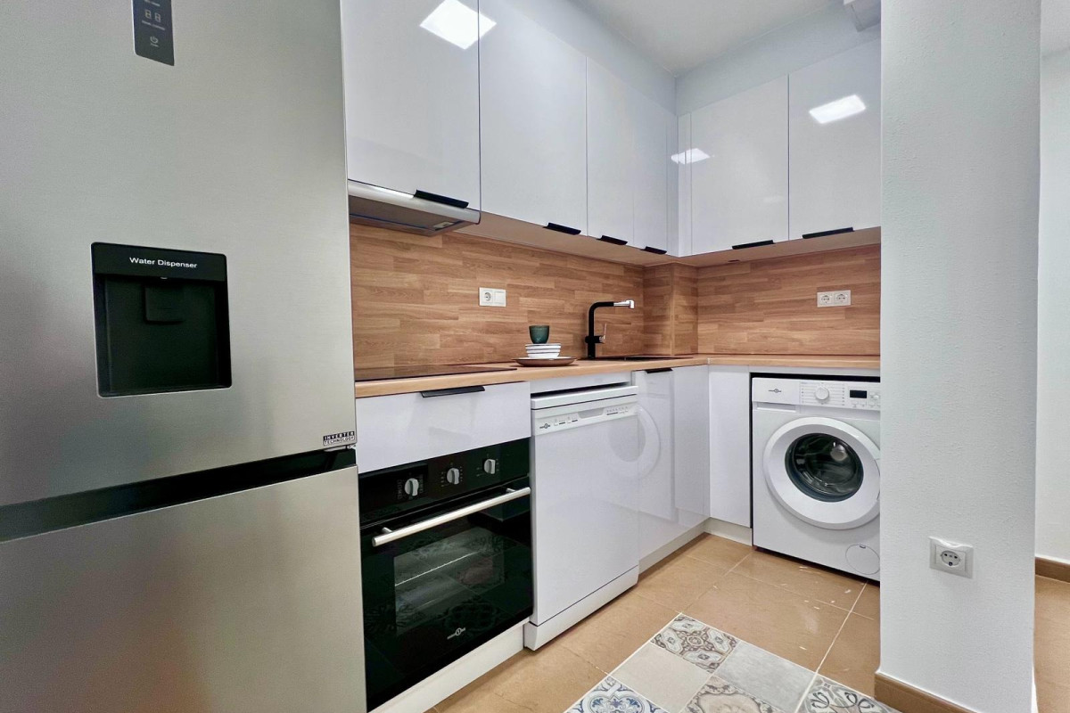 Herverkoop - Appartement  - Torrevieja - Acequion