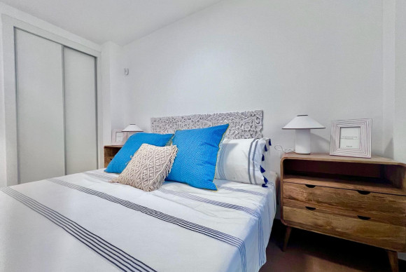 Herverkoop - Appartement  - Torrevieja - Acequion