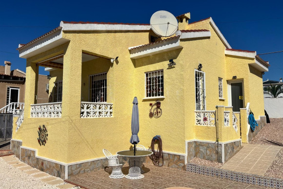 Herverkoop - Vrijstaande Villa - Ciudad Quesada - La Fiesta