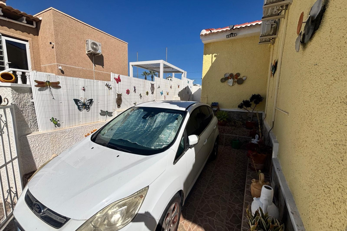 Herverkoop - Vrijstaande Villa - Ciudad Quesada - La Fiesta