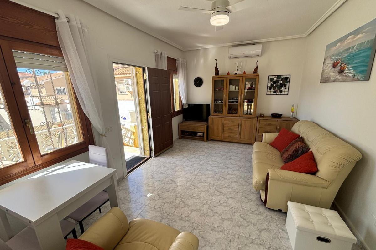 Herverkoop - Vrijstaande Villa - Ciudad Quesada - La Fiesta