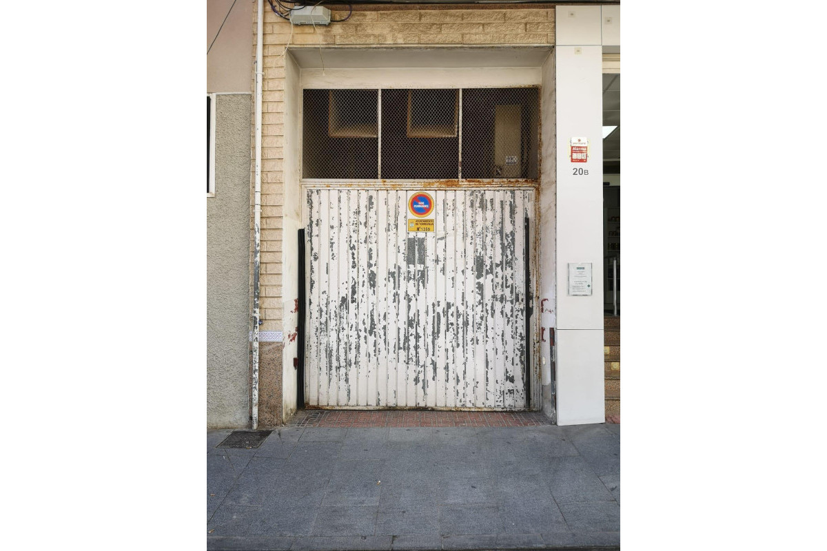 Resale - Garaje - Torrevieja - Centro