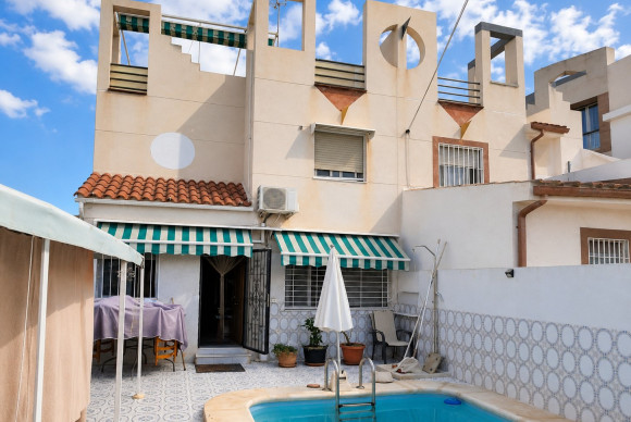 Resale - Townhouse - Torrevieja