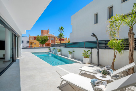 Herverkoop - Villa - Guardamar del Segura