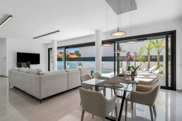 Herverkoop - Villa - Guardamar del Segura
