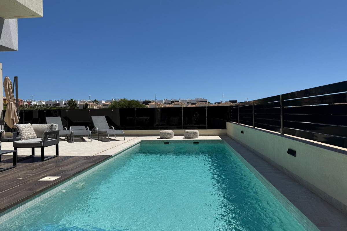 Revente - Villa - Orihuela Costa