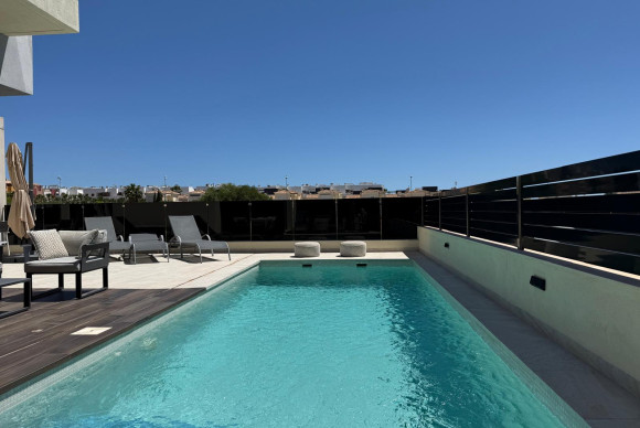 Revente - Villa - Orihuela Costa