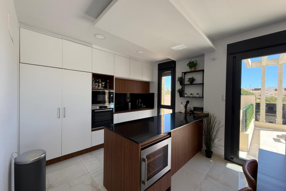 Revente - Villa - Orihuela Costa