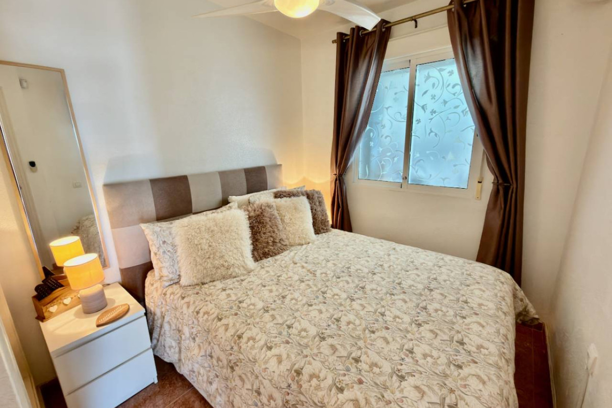 Resale - Villa - Vistabella
