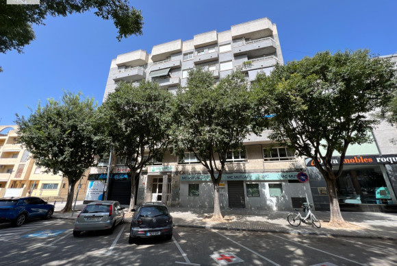 Reventa - Apartamento / piso - Oliva - Ayuntamiento