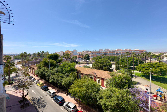 Herverkoop - Appartement  - Torrevieja - Acequion