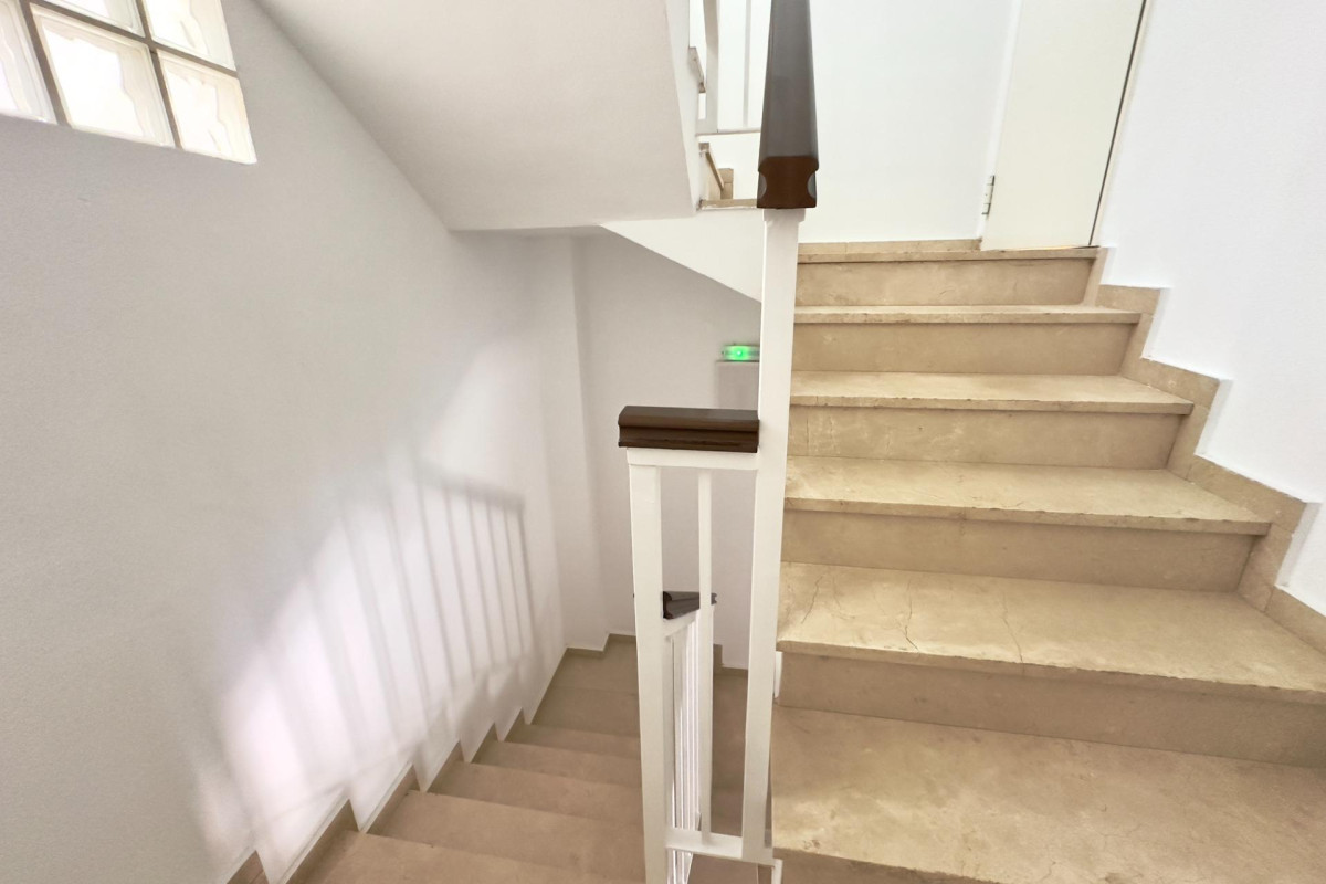 Herverkoop - Appartement  - Torrevieja - Acequion