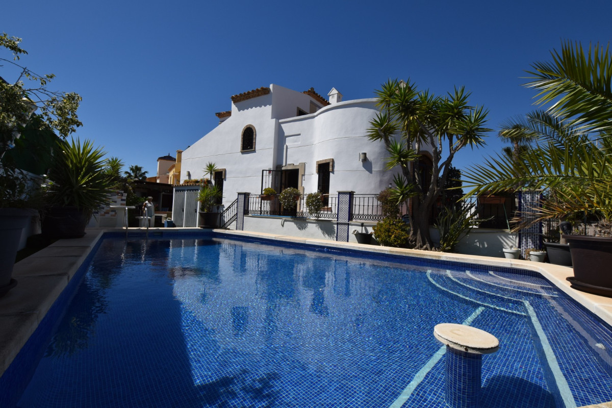 Herverkoop - Villa - Algorfa - La Finca Golf Resort