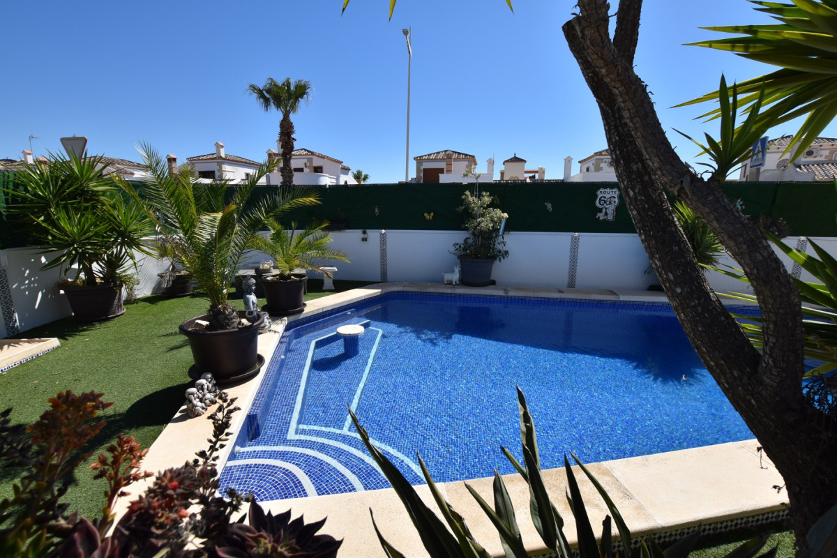 Herverkoop - Villa - Algorfa - La Finca Golf Resort