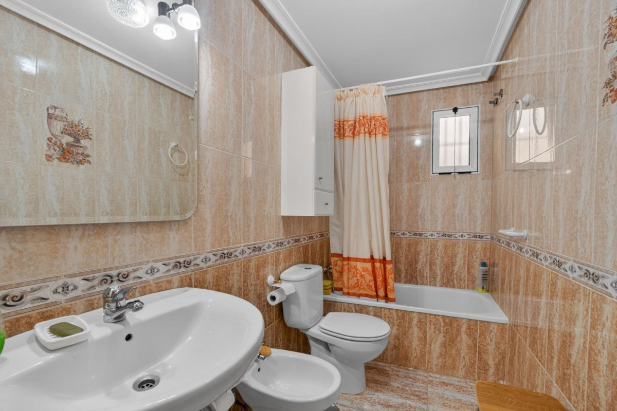 Herverkoop - Appartement  - Torrevieja - Playa Los Locos
