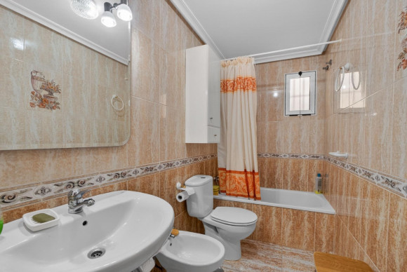 Herverkoop - Appartement  - Torrevieja - Playa Los Locos