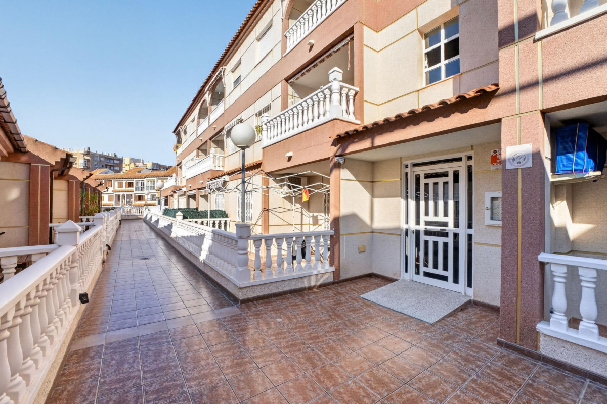 Herverkoop - Appartement  - Torrevieja - Playa Los Locos