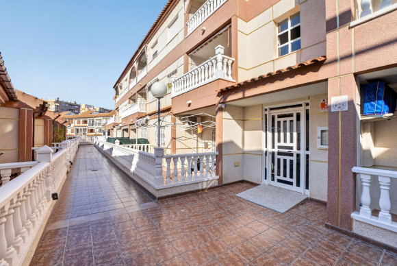 Herverkoop - Appartement  - Torrevieja - Playa Los Locos