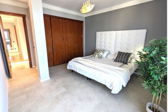 Herverkoop - Appartement  - Benidorm - Benidorm - City