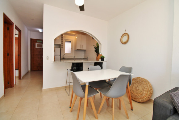 Resale - Apartment  - Villamartin