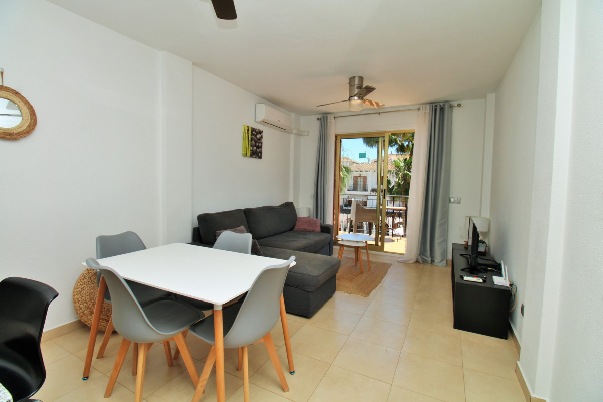 Resale - Apartment  - Villamartin