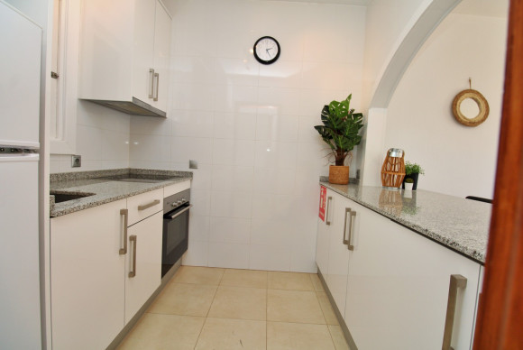 Resale - Apartment  - Villamartin