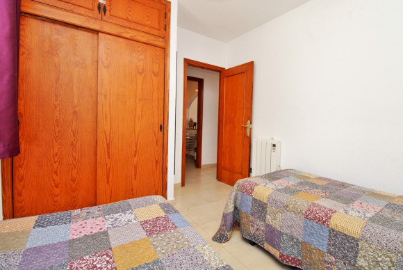 Resale - Apartment  - Villamartin