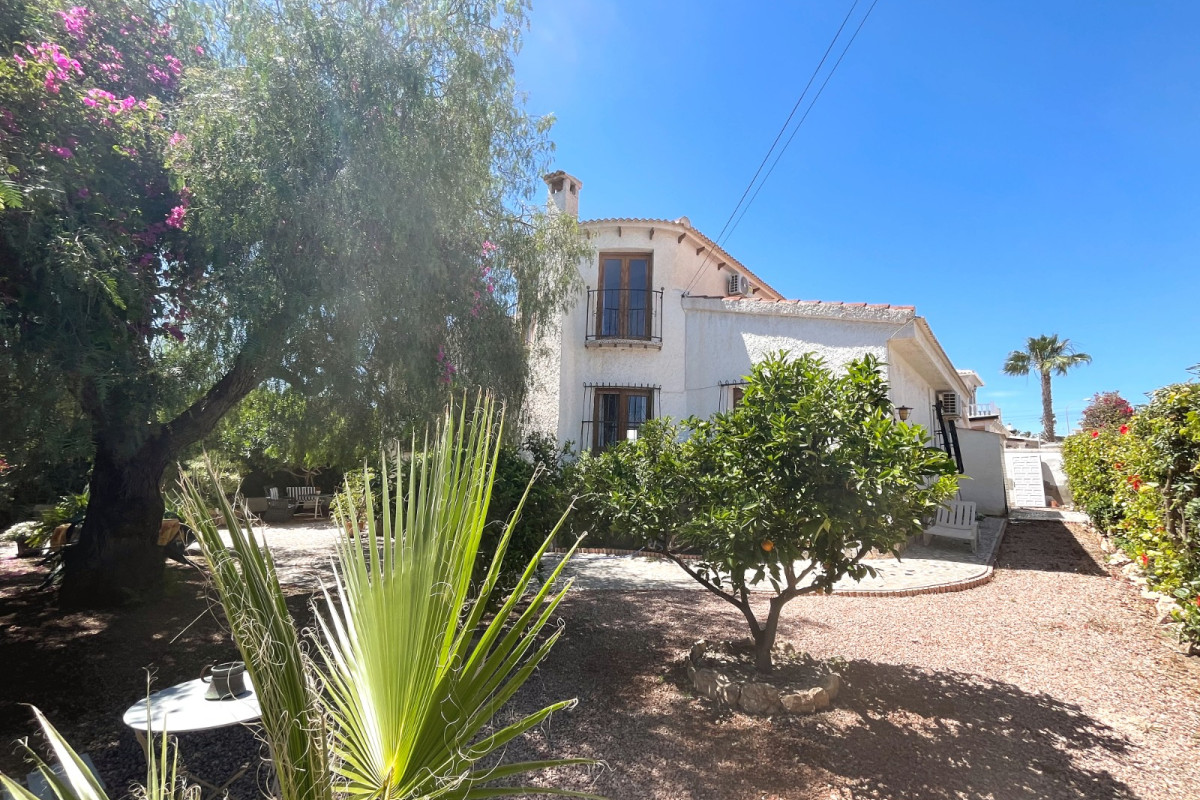 Reventa - Detached Villa - Ciudad Quesada - Central Quesada