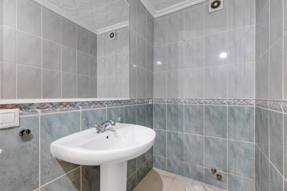 Herverkoop - Appartement  - Torrevieja - Puerto Deportivo