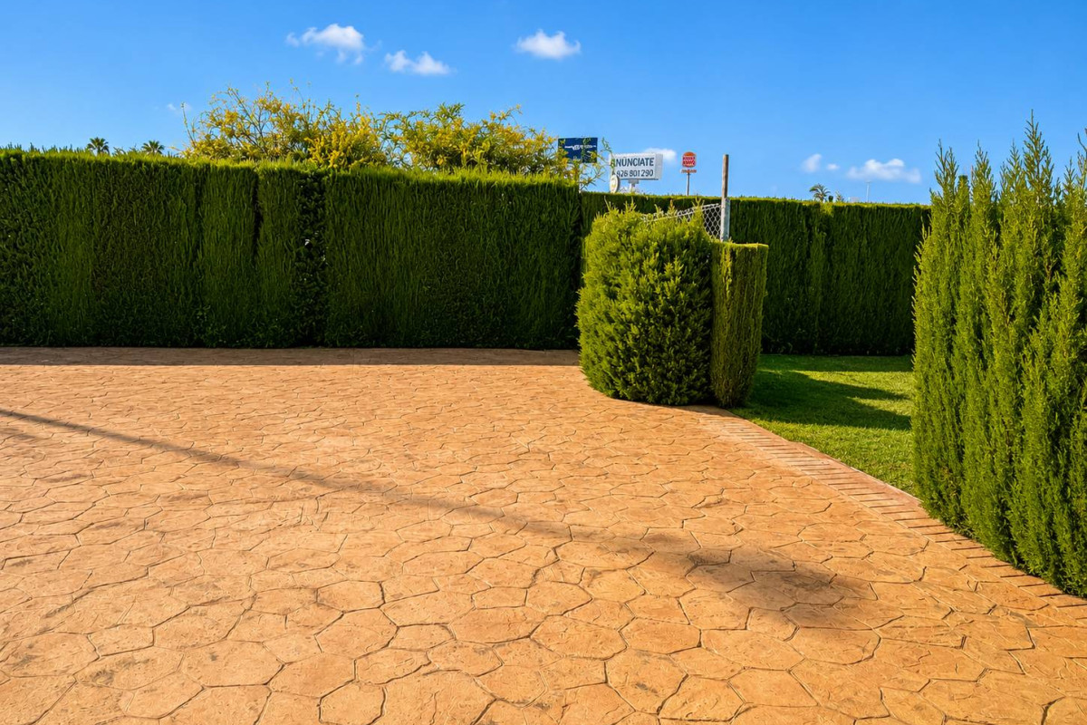 Resale - Bungalow - Torrevieja