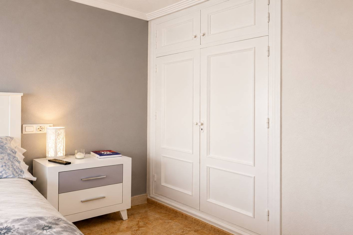 Resale - Bungalow - Torrevieja