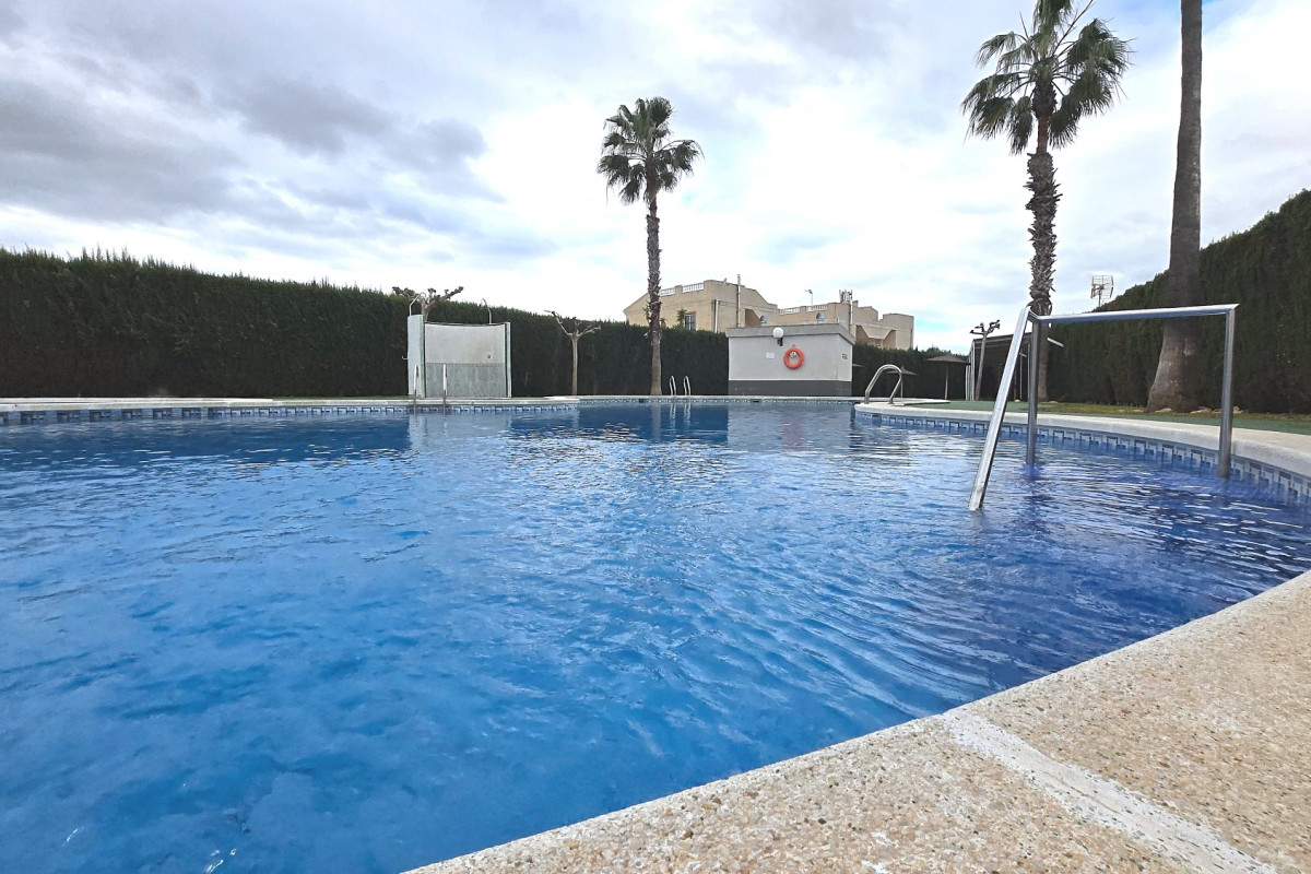 Herverkoop - Appartement  - Torrevieja - El Chaparral