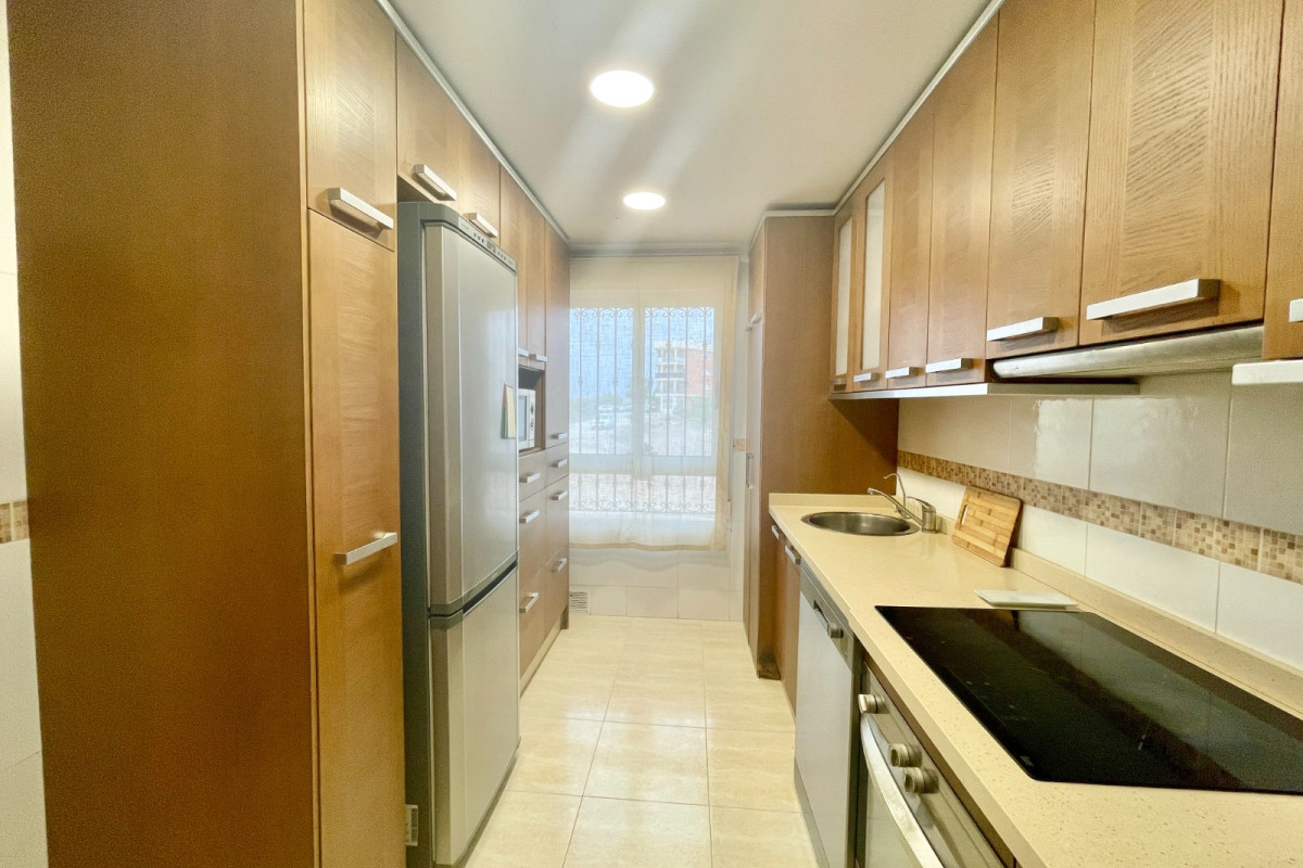 Herverkoop - Appartement  - Almoradi - Almoradi - Town