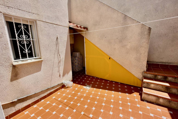 Herverkoop - Quad Woning - Benimar - Benimar II