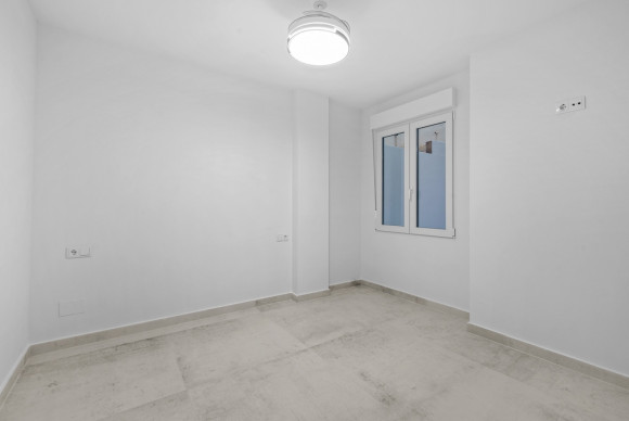 Herverkoop - Appartement  - Torrevieja - Playa Acequion
