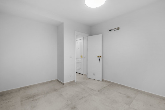 Herverkoop - Appartement  - Torrevieja - Playa Acequion