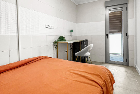 Herverkoop - Appartement  - Torrevieja - Playa Acequion