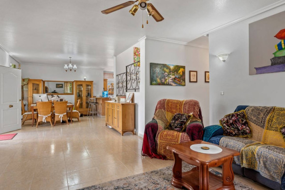 Resale - Finca / Country Property - Catral