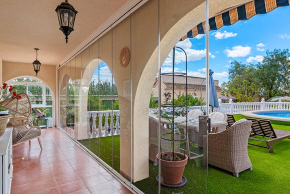 Resale - Finca / Country Property - Catral