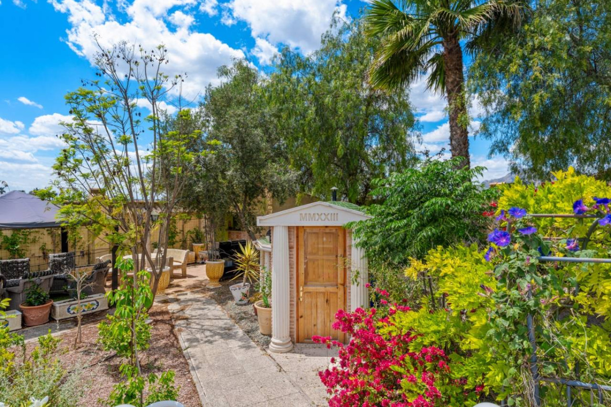 Resale - Finca / Country Property - Catral