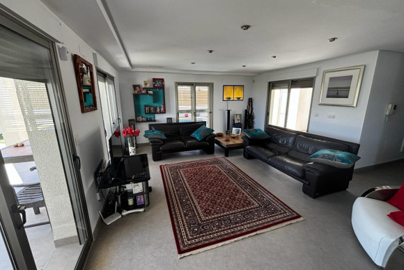 Resale - Detached Villa - Cox - Cox - Country