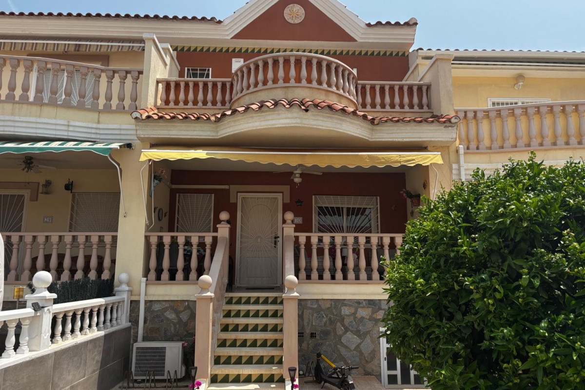 Resale - Townhouse - Ciudad Quesada - Doña Pepa