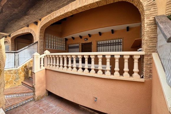 Revente - Maison de ville - Guardamar del Segura - El Eden