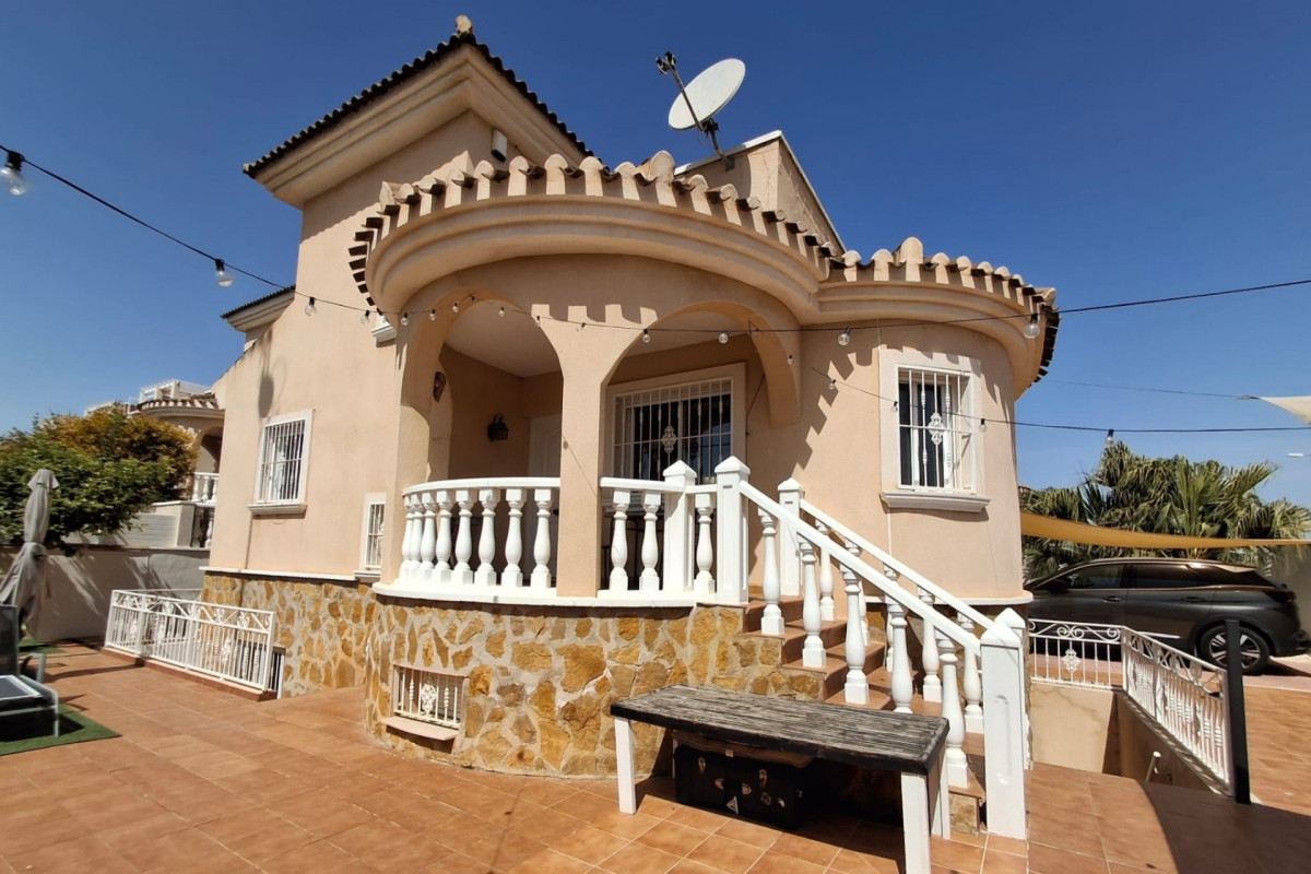 Reventa - Detached Villa - Ciudad Quesada - Doña Pepa