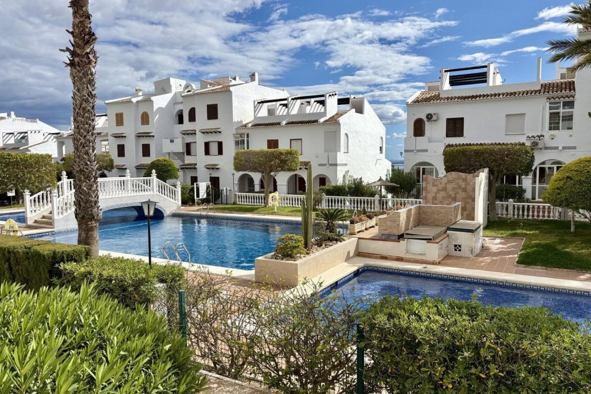 Resale - Townhouse - Ciudad Quesada - Altos de Quesada