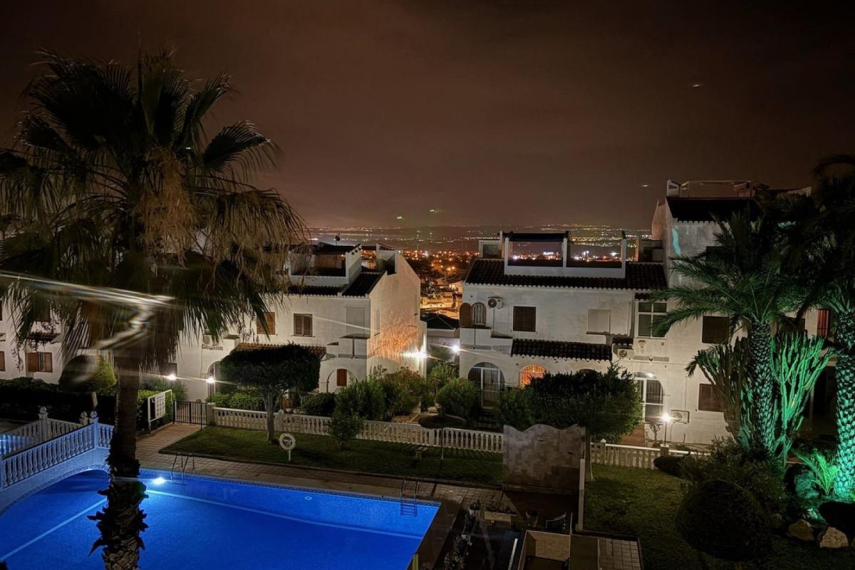 Resale - Townhouse - Ciudad Quesada - Altos de Quesada