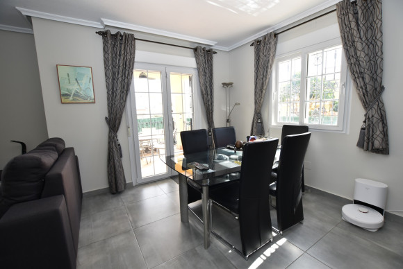 Herverkoop - Vrijstaande Villa - Orihuela Costa - Los Dolses