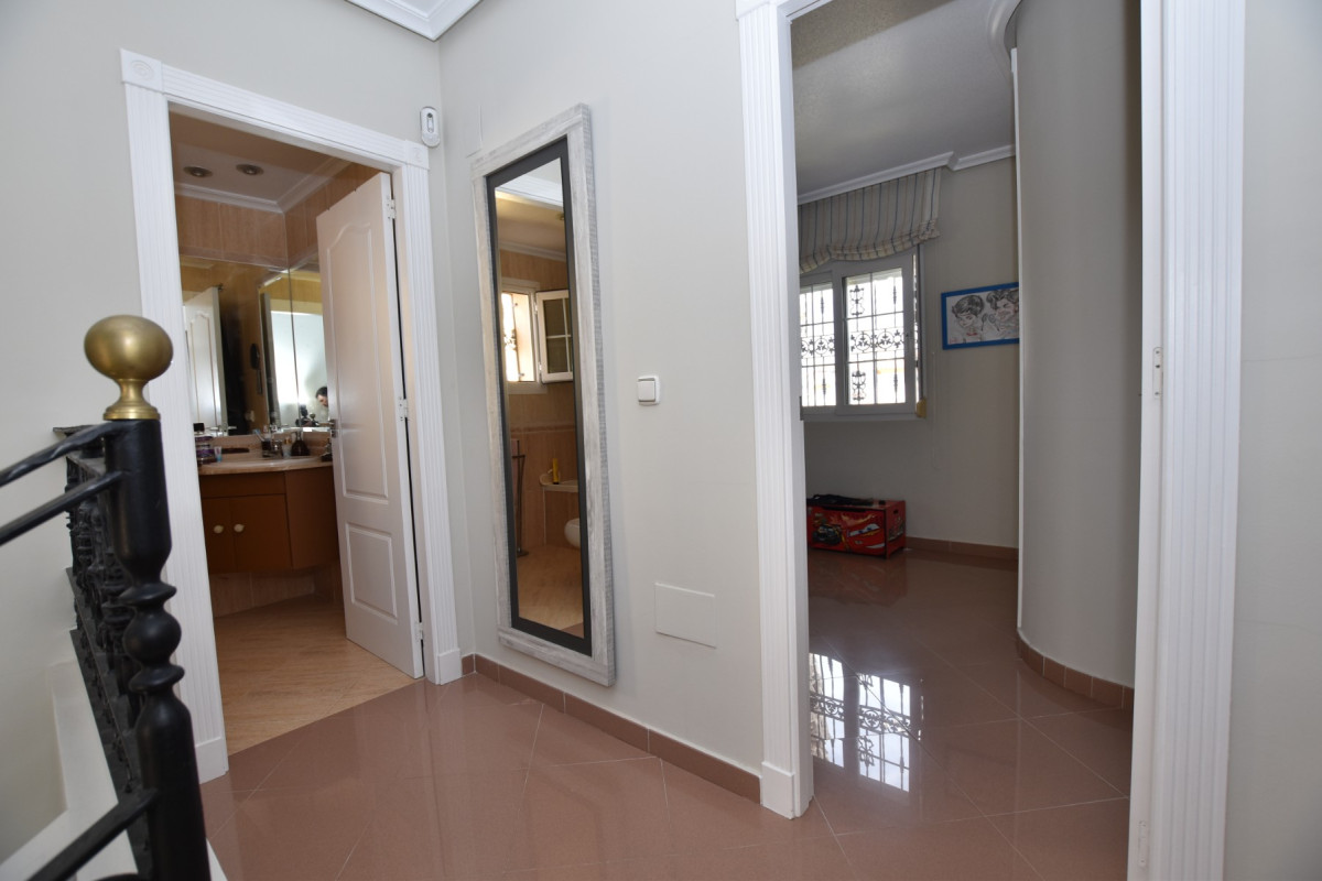 Herverkoop - Vrijstaande Villa - Orihuela Costa - Los Dolses